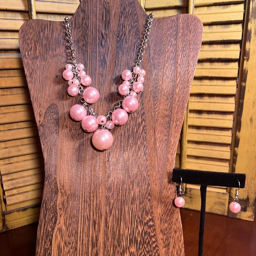 Pink and Silvertone Beaded Cha Cha Necklace and Earring Set